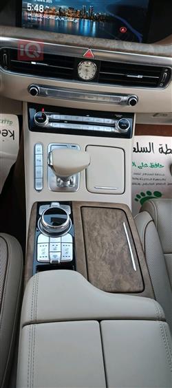 جێنسس G90